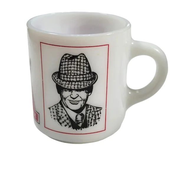 RARE Vintage Alabama Crimson Roll Tide Championship Milk Glass Coffee Mug - Picture 1 of 10